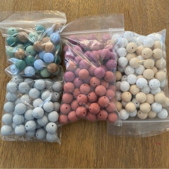 Silicone & Wood Beads Lot !!850 Beads!! - Picture 3 of 8